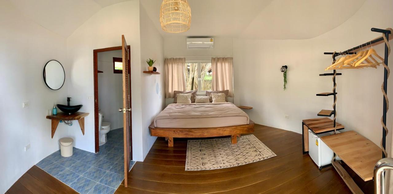 Hotel Ocean Vibes Thong Sala Exterior foto
