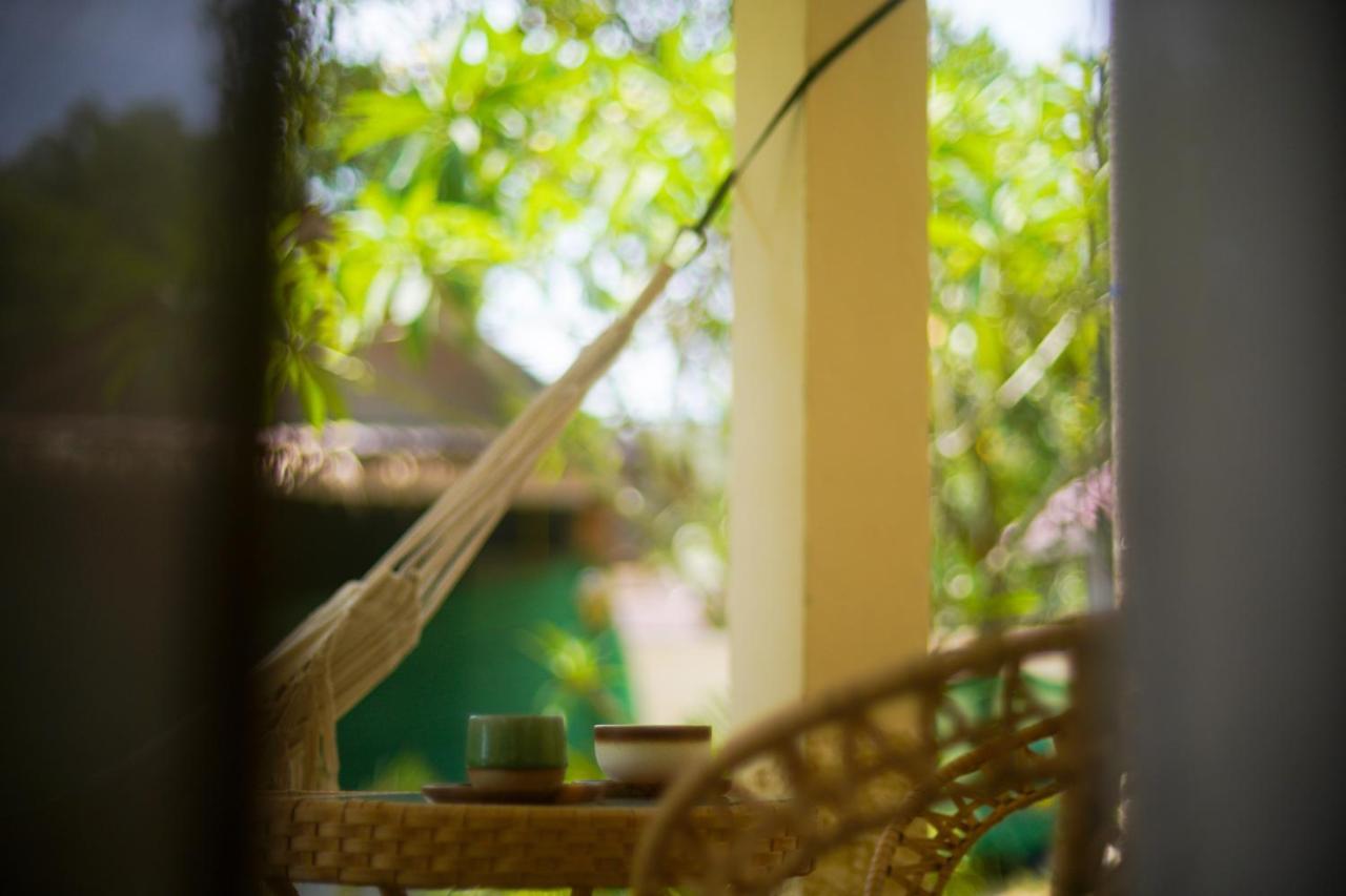 Hotel Ocean Vibes Thong Sala Exterior foto